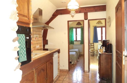 Saint-Etienne-sous-Bailleul House | 90 m² House ∙ 3 bedrooms ∙ 20 guests