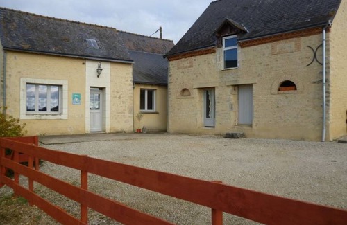 Saint-Christophe-en-Champagne Cottage | 115 m² Cabin ∙ 4 bedrooms ∙ 8 guests