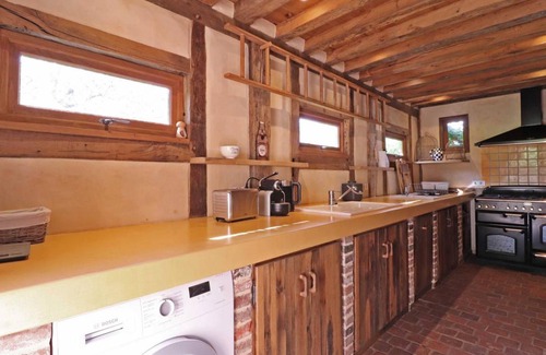 Saint-Evroult-de-Montfort Cottage | 119 m² Cabin ∙ 2 bedrooms ∙ 4 guests
