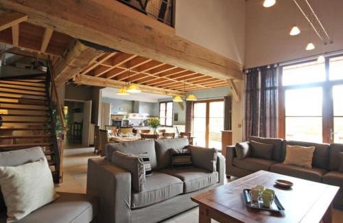 Juvigny-sous-Andaine House | Gîte familial ou entre amis, 12 pers max, nature, forêt et équitation, proche Bagnoles de l'Orne - FR-1-497-18