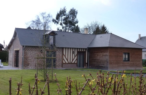 Ablon Cottage | Gite Les Hydrangeas 3 étoiles 2 chambres 4 pers,. Wifi Fiber. near Honfleur.