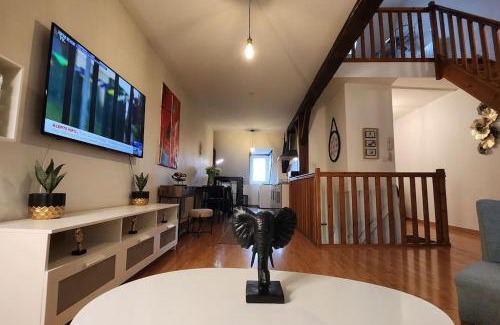 Douai Apartment | Grand Duplex du Beffroi