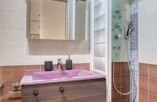 Rosny-sous-Bois Apartment | Grand Studio Moderne & Cosy - Near Paris - CDG Airport - Disney/Parc Asterix