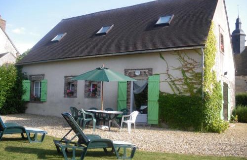 Montireau House | Grande maison de charme avec jardin clos, idéale pour familles et amis, au cœur du Perche - FR-1-581-94