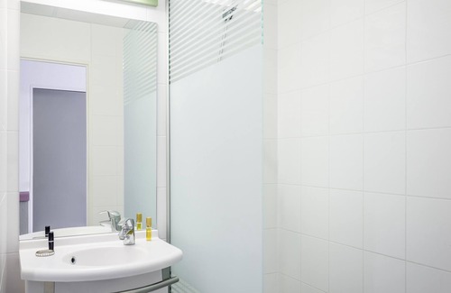 Evreux Hotel | Greet Hotel Evreux Centre - Route de Normandie by Accor