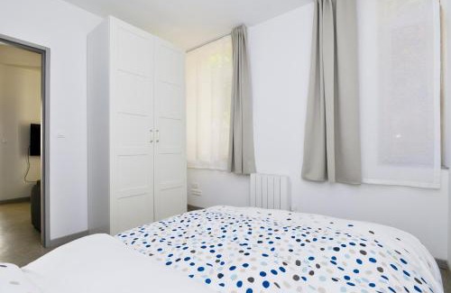 Saint-Quentin Apartment | Heptagone