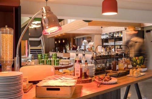 Saint-Etienne-du-Rouvray Hotel | Hotel ∙ 23 guests