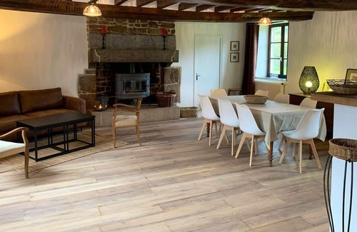 Joue-du-Bois House | Homerez - Big house for 9 ppl. at Joué-du-Bois