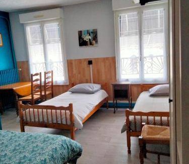 Signy-lAbbaye Hotel | Hotel ∙ 4 guests