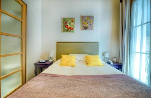Comedie Hotel | Hotel d'Aragon - Place de la Comédie