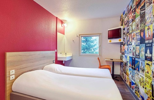 9th Arrondissement Opéra Hotel | hotelF1 Paris Saint-Ouen - Marché aux Puces
