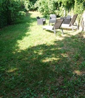 Dernier Sou Apartment | HYPER CENTRE AVEC JARDIN 47m2 COSY