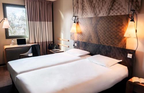 Quartier Saint-Marc - Croix de Pierre - Saint-Nicaise Hotel | ibis Rouen Centre Champ de Mars
