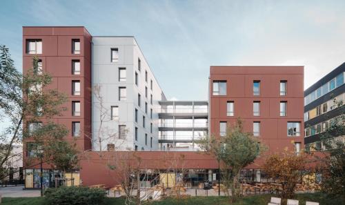 Anatole France Danton Hostel | JOST Hostel Le Havre Centre Gare