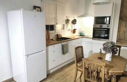 Saint-Laurent-Blangy Apartment | Just outside Arras * Cottage* Garden * Netflix