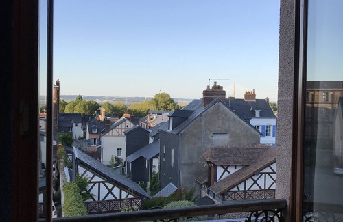 Equemauville Apartment | La Cabine des Capucins - A marine interlude in the heart of town