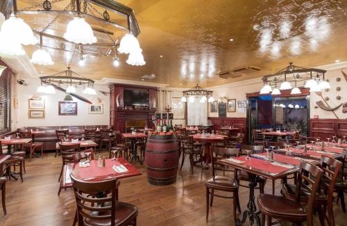 Le Thillay Hotel | Le Celtic