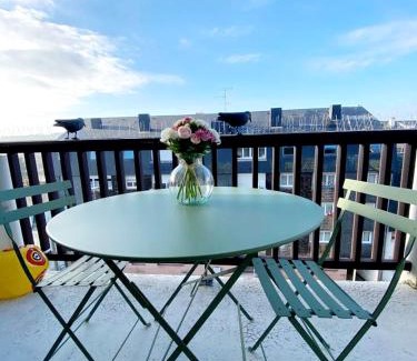 Trouville-sur-Mer Apartment | LE COSY avec piscine, balcon et parking