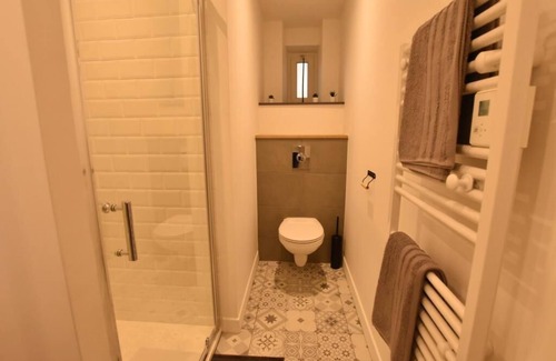 Auvers-sur-Oise Apartment | LE COTTAGE AUVERSOIS - GROUND FLOOR