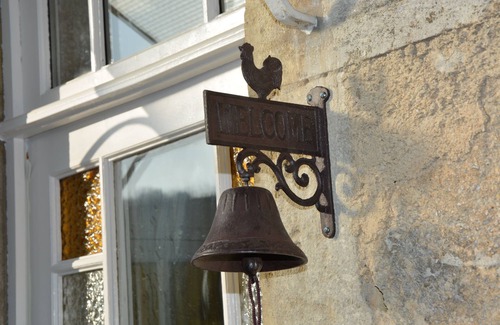 Nantoux House | Le P'tit Pichot Charming Cottage in little wine village 8kms from Beaune