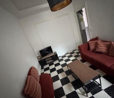 Saint-Honore - Jeanne d'Arc House | Le Saint-Honore 6 chambres pour 7 Personnes Stationnement gratuit dans la rue