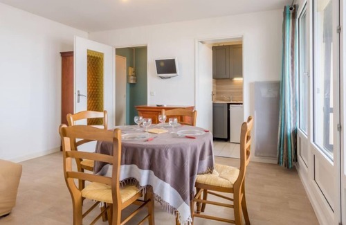 Villers-sur-Mer Apartment | les Colombières by Interhome