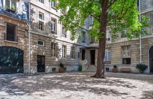 Quartier de la Plaine-de-Monceaux House | LIVE IN PALATIAL LUXURY-A 230SQM HAUSSMANN JEWEL ON THE CROWN OF CHAMPS ELYSEES