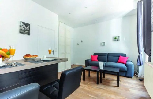 Bonne-Nouvelle Apartment | MAISON LE BAC APT. 103A