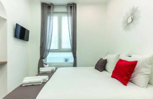 Bonne-Nouvelle Apartment | MAISON LE BAC APT. 104A