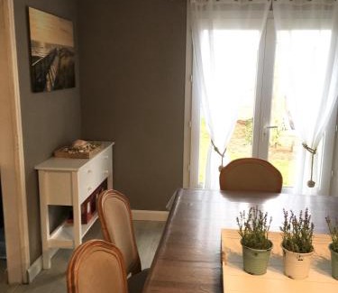 Le Crotoy House | Maison spacieuse avec jardin et feu de bois et parking gratuit pour 3 voiture