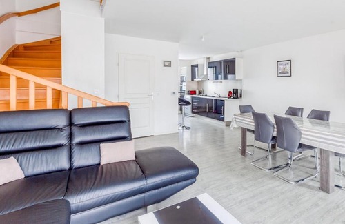 Dunkerque Centre House | Maison T4 300m De La Plage