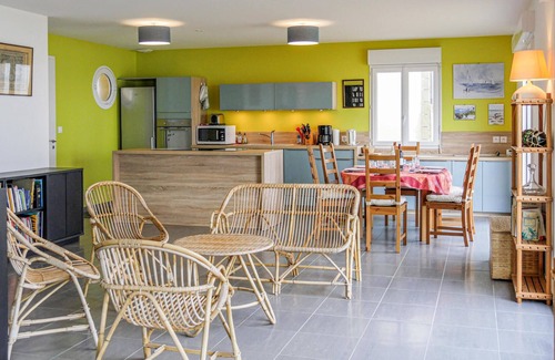 Pirou House | Nice home in Pirou with house sea view