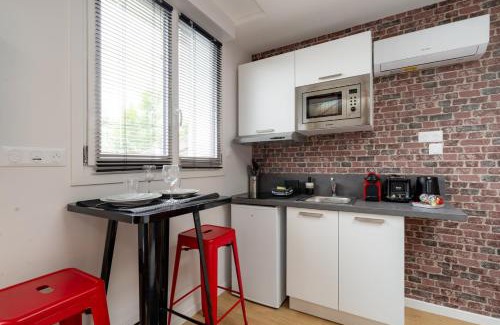 Valenciennes Apartment | OIQIA Air Nomad San Francisco