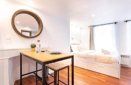 Old Lille Apartment | Old Lille - studio ideally located !