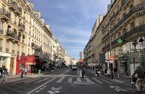 Saint-Merri Apartment | Paris Rivoli - City Hall the Marais