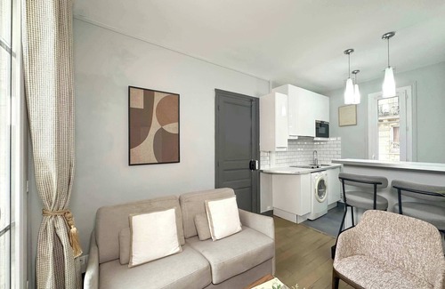 Necker Apartment | Parisian Deluxe apartment Best deal for 4 person
