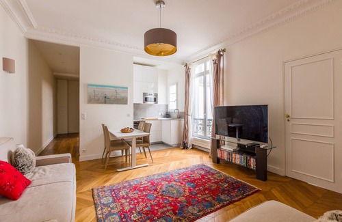 L'Europe Apartment | Pristine near Parc Monceau, by Veeve