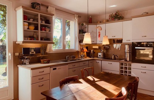 Vaureal House | Proche des Jeux Olympiques, Cette Grande Maison et son Jardin Vous Charmeront