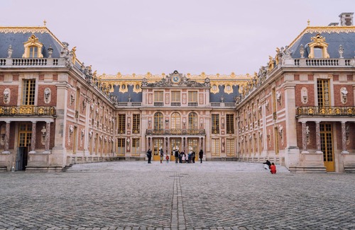 Saint-Louis Apartment | Royal Versailles Dolcevita apartment with all comforts near the castle