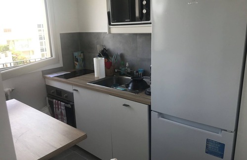 Levallois-Perret Apartment | Studio Avec vue Imprenable sur la Défense