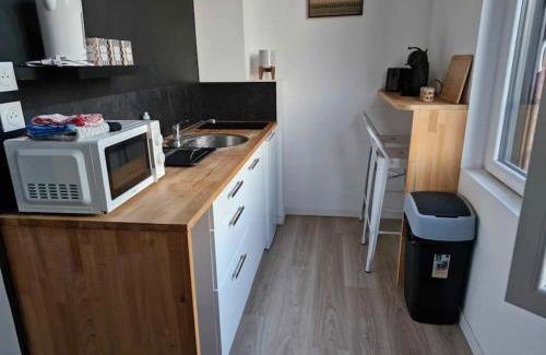 Valenciennes Apartment | Studio Canada 3