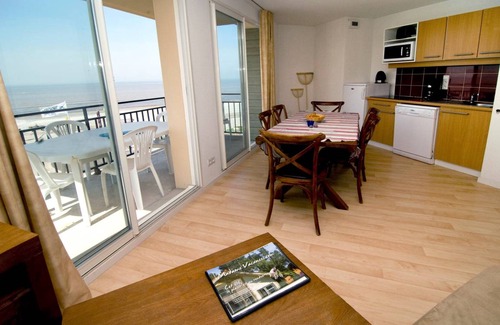 Cayeux-sur-Mer Apartment | Studio flat ∙ 1 bedroom ∙ 4 guests