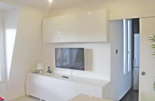 Levallois-Perret Apartment | Superb Studio At The Gates Of Paris
