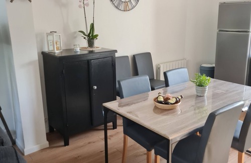 Arques House | THE HOLIDAYS