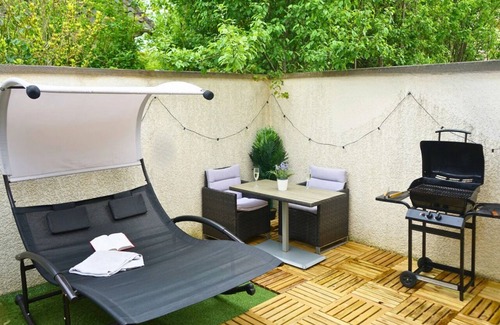 Conches-sur-Gondoire Apartment | THERMAL CINEMA BARBECUE AT DISNEYLAND PARIS