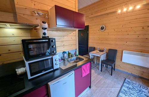 Fougerolles-Saint-Valbert Cottage | Vosges Chalet with Sauna & Spa