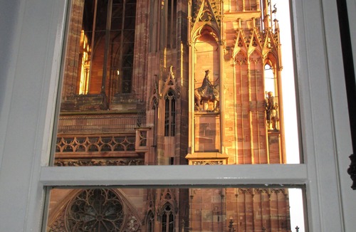 Historic Center Apartment | 1 bedroom apartment 45m2 Place de la Cathédrale Center-ville Strasbourg