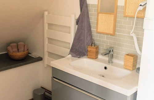 Pernois Bed & Breakfast | 1 Bedroom Bed & breakfast in Pernois