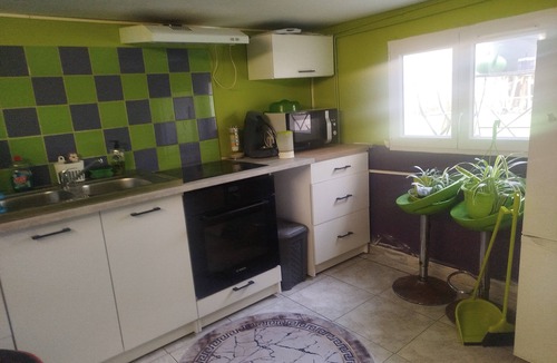 Belle-Eglise House | 1 bedroom or 2 for rent independent entrance including kitchen + bathroom - WIFI