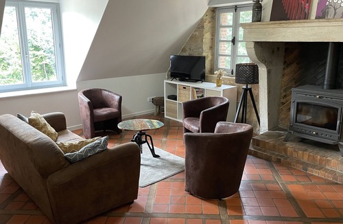 Dormelles Apartment | 10 minutes from Moret sur Loing, gite surrounded by nature
